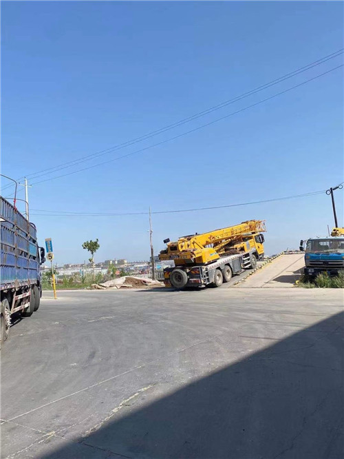 迎江区25吨吊车的租赁价格大概是多少？