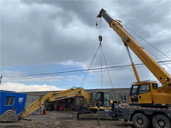 迎江区25吨吊车的工作半径是多少？